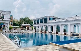 Dream Palace Resort